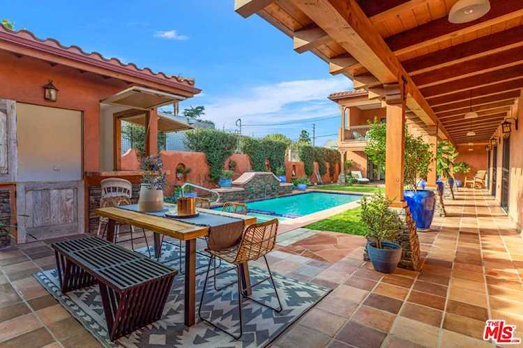 1233 Vienna Way Venice, CA 90291