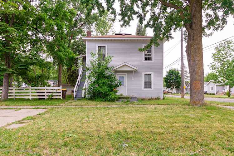 719 N Clinton Ave St. Johns, MI 48879