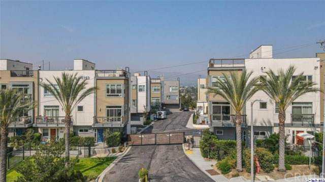 2753 Waverly Drive #1002 Silver Lake, CA 90039