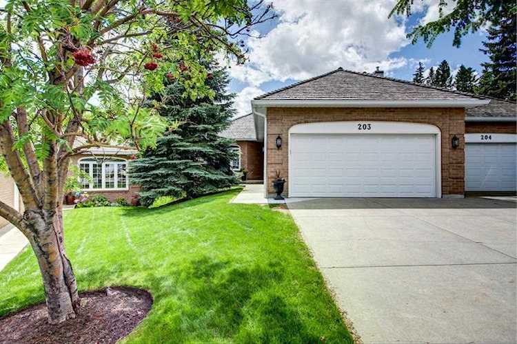 5555 Elbow Dr SW #203 Calgary, AB T2V 1H7