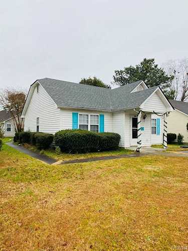 106 Oakwood Lane Elizabeth City, NC 27909