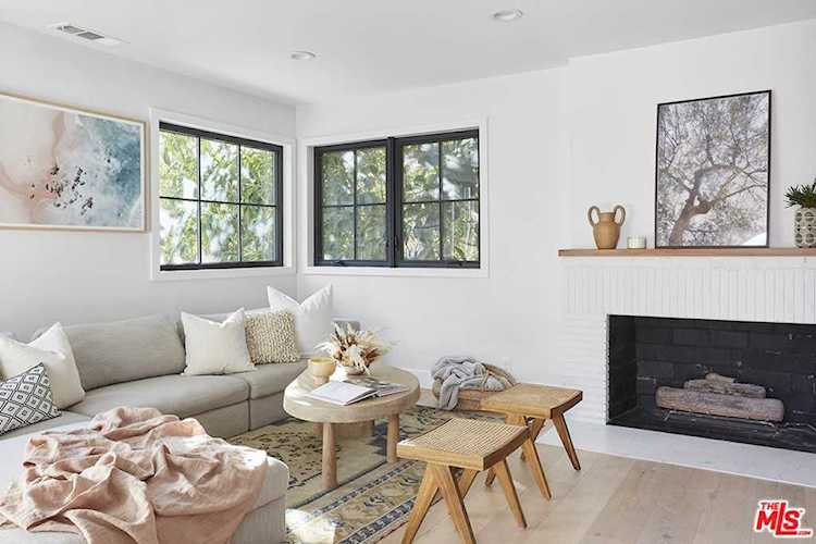 11705 Sunshine Terrace Studio City, CA 91604