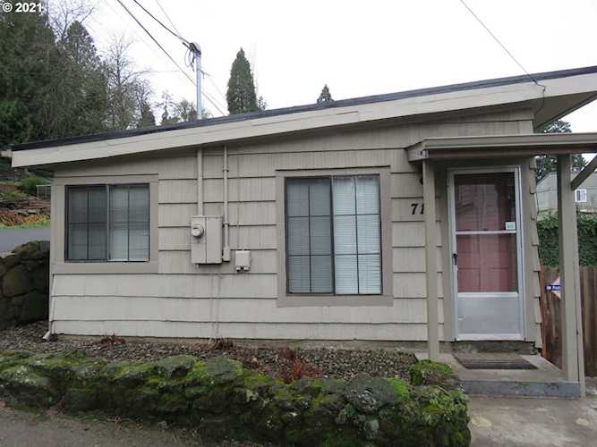 711 3rd Ave Oregon City, OR 97045