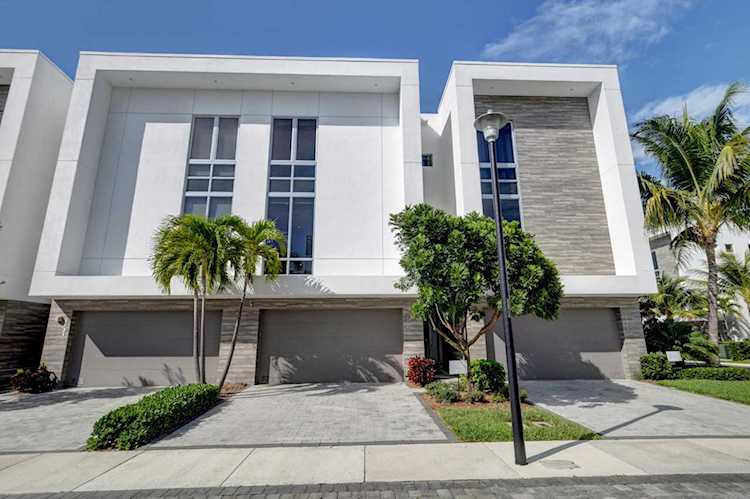 1721 NW 40Th Drive Boca Raton, FL 33431