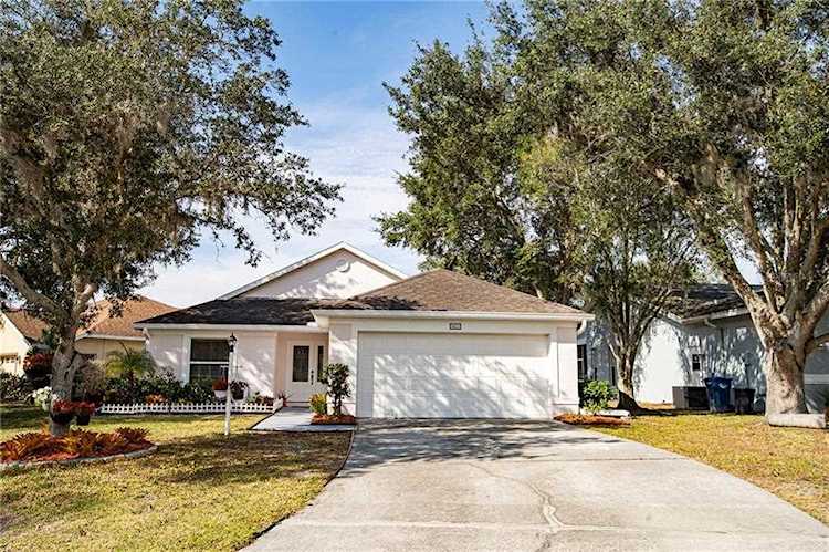 4223 74th Ave E Sarasota, FL 34243