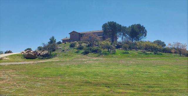 23475 Trappers Hollow Road Alpine, CA 91901
