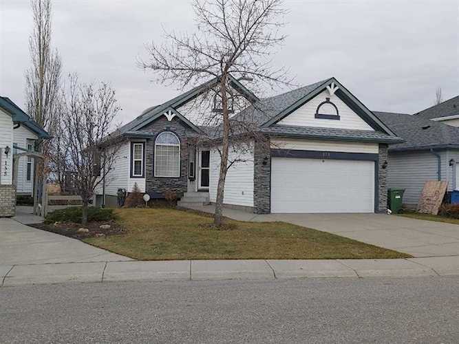 131 Coverton Close NE Calgary, AB T3K 4P4