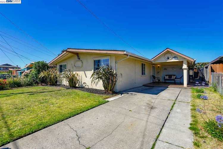 27917 Mandarin Avenue Hayward, CA 94544