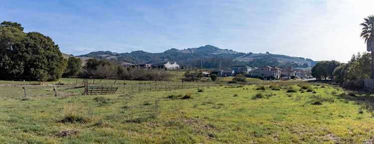 2853 Linwood Avenue Santa Rosa, CA 95404