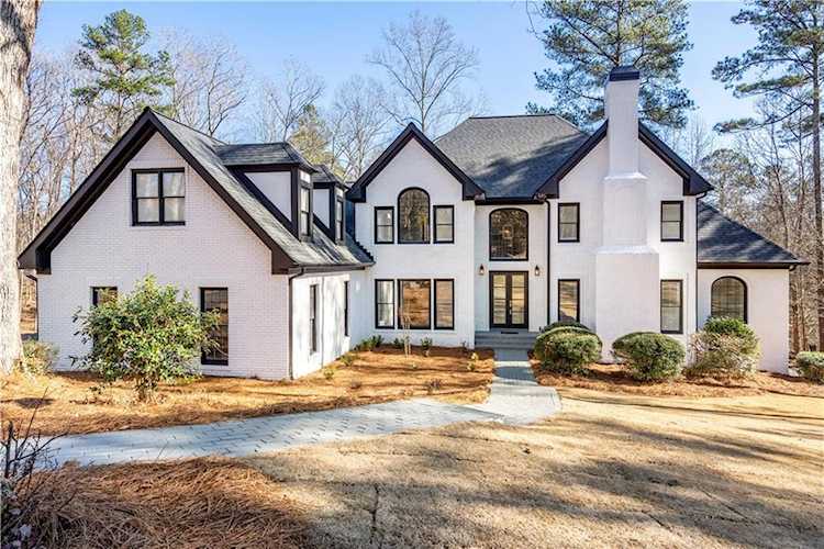 110 Addison Ct, Roswell, GA 30075 - Premier Atlanta Real Estate Photo 1