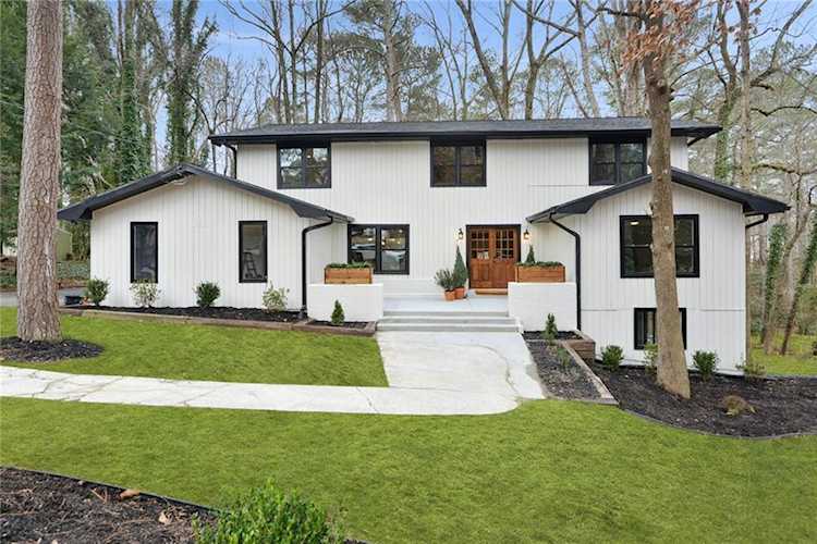 7510 Spalding Ln Sandy Springs, GA 30350
