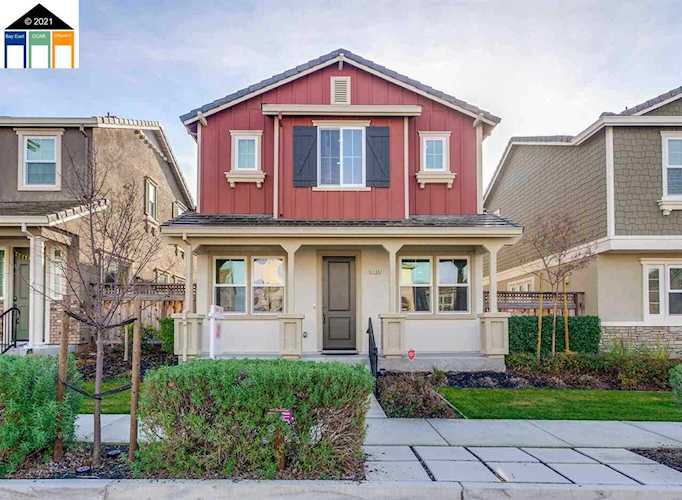 4335 Sunset View Dr Dublin, CA 94568