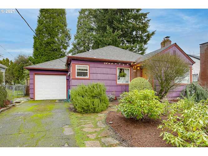 2324 SE 38th Ave Portland, OR 97214