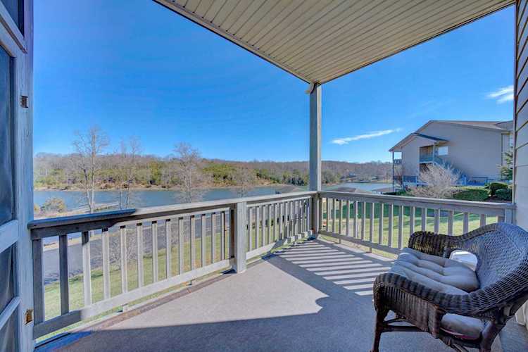 1175 Mariners Huddleston, VA 24104