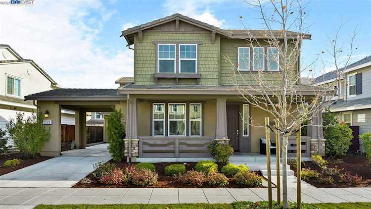 1082 S Vecindad St Mountain House, CA 95391