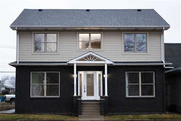 1302 Main St Elwood, IN 46036