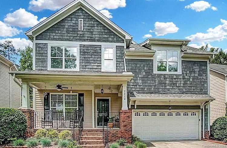7312 Cascading Pines Dr Tega Cay, SC 29708