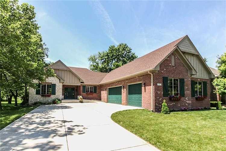 843 Wilderness Ln Greenwood, IN 46142