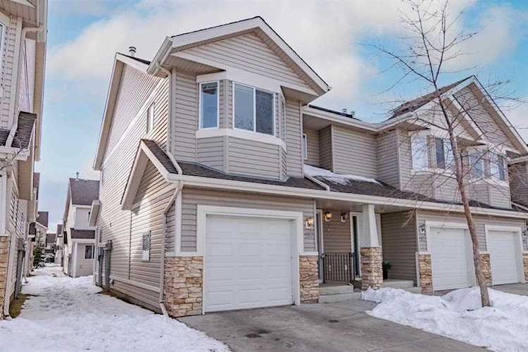 190 Royal Oak Gardens NW Calgary, AB T3G 5S5