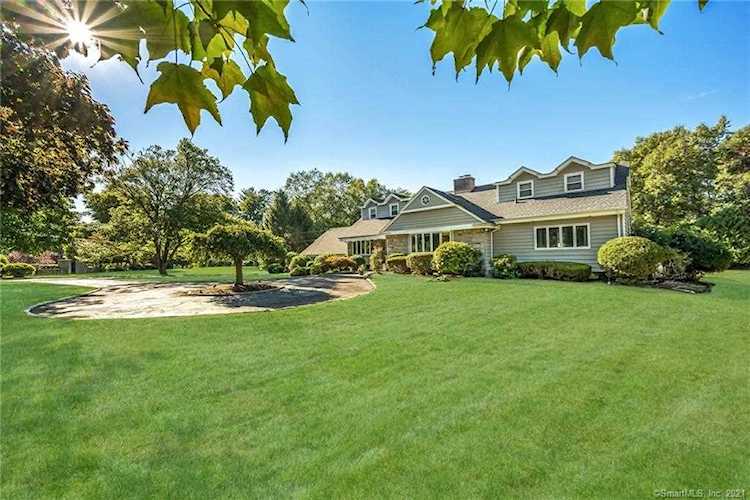 58 Bartina Lane Stamford, CT 06902