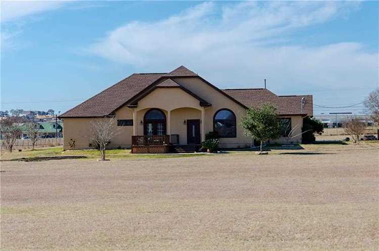 301 Southern DR Buda, TX 78610