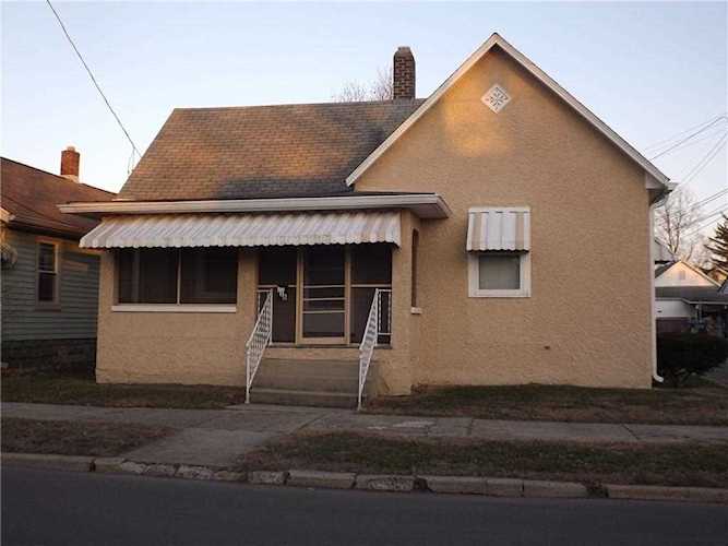 718 S Tompkins St Shelbyville, IN 46176
