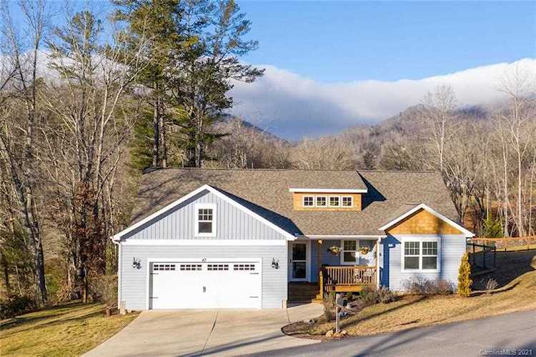 47 Parrot Rd Candler, NC 28715