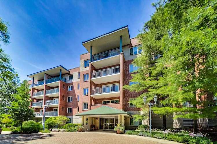 3950 W Bryn Mawr Ave #209 Chicago, IL 60659