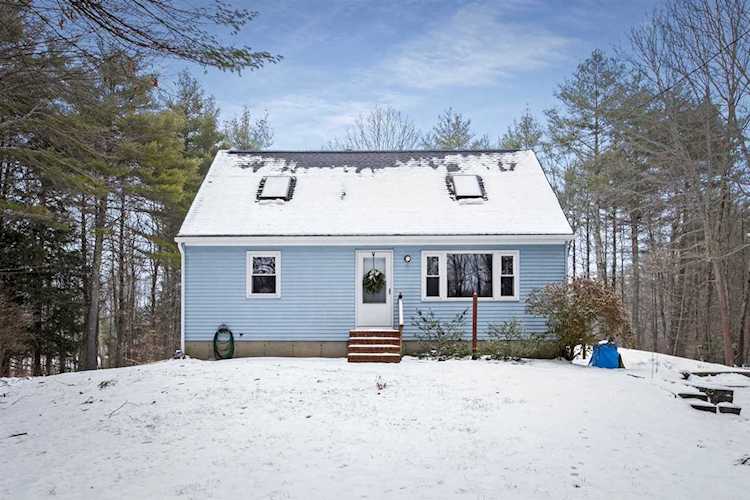39 Denmark Dr Northwood, NH 03261