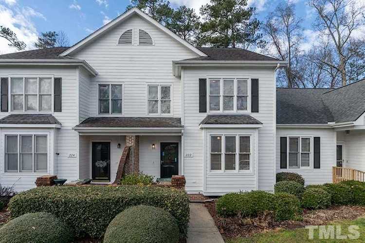 222 Vinca Circle Cary, NC 27513