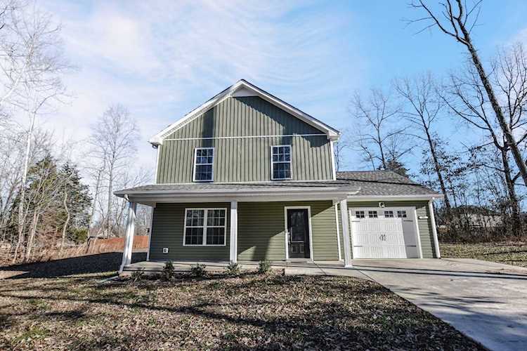 531 Buckeye Ln Clarksville, TN 37042