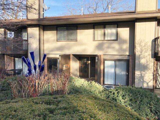 93 Mineola Rd Fox Lake, IL 60020