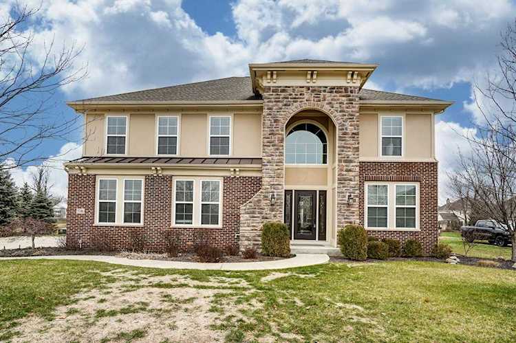 5746 Glendavon Place Dublin, OH 43016