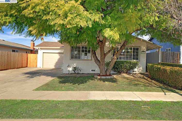 4041 Crestwood St Fremont, CA 94538