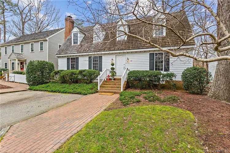 138 Mathew Scrivener Williamsburg, VA 23185