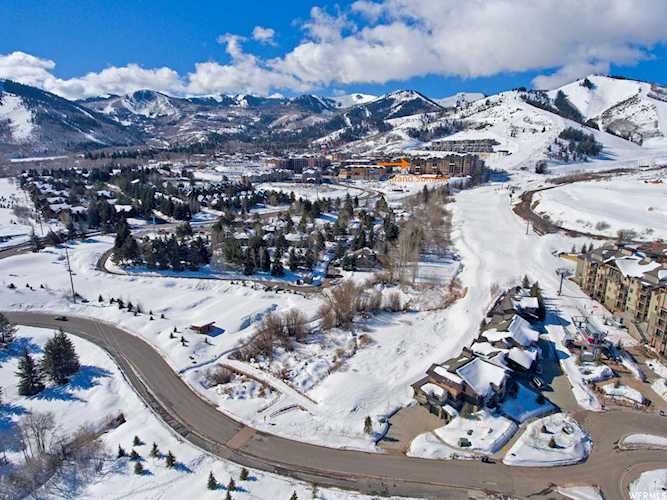 3855 N Grand Summit Dr Park City, UT 84098