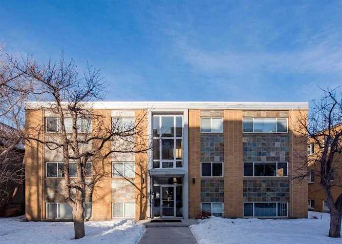 316 22 Ave SW #7 Calgary, AB T2S 0H4