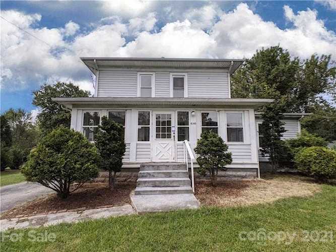 4243 Old Clyde Rd Clyde, NC 28721