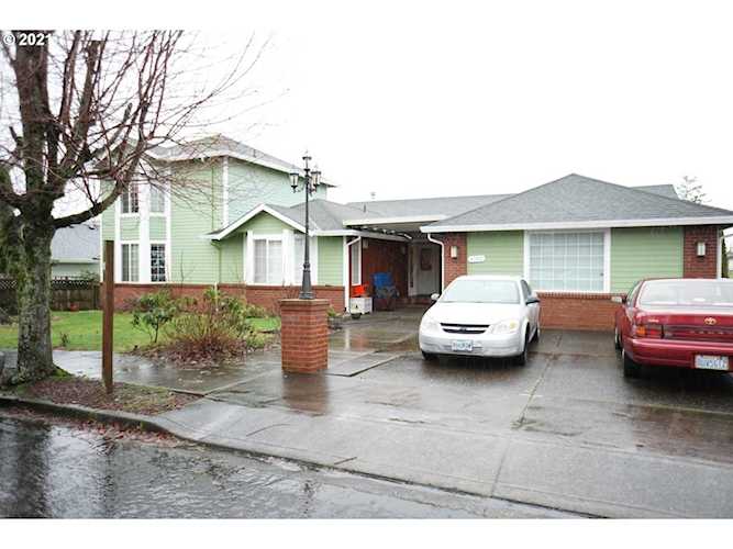 2746 NW 20th Ave Camas, WA 98607