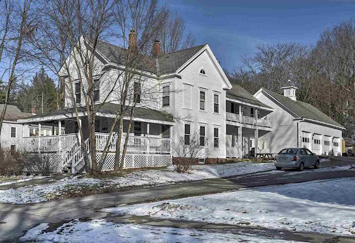 146 S Lincoln St Keene, NH 03431
