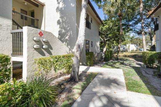 3137 Cocoplum Cir #3394 Coconut Creek, FL 33063