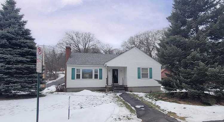 33 N Fruit St Concord, NH 03301