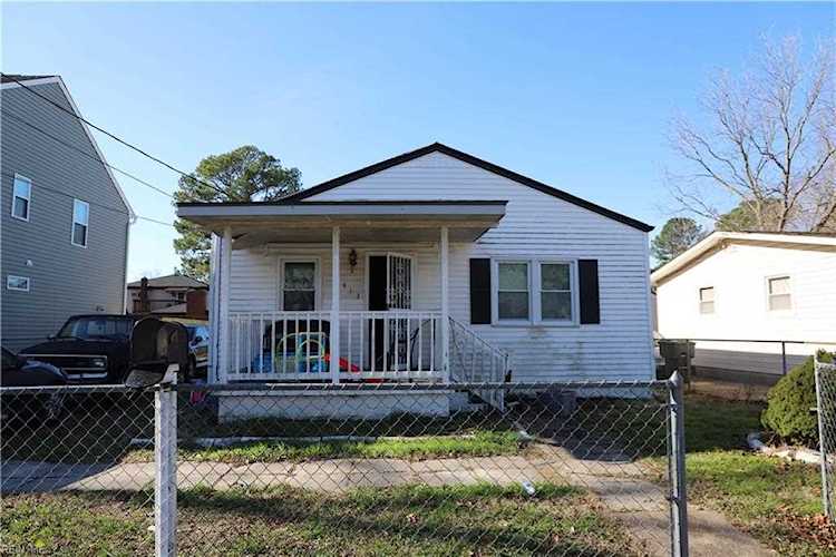 2413 Birch St Norfolk, VA 23513