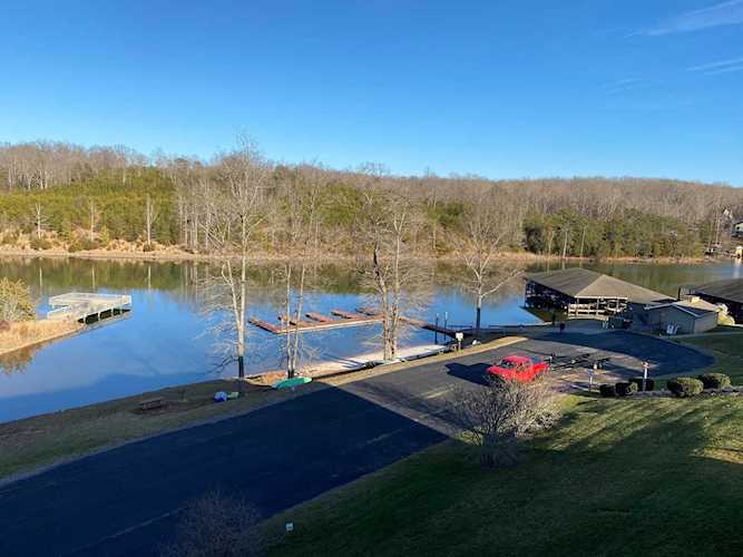 1175 Mariners Huddleston, VA 24104