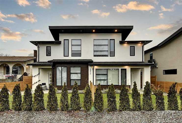 2973 Conlin Court #2 Kelowna, BC V1Y7S7