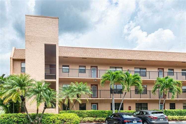 10300 NW 30th Ct #203 Sunrise, FL 33322
