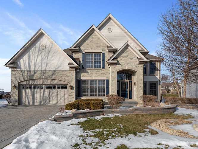 26212 W Chatham Dr Plainfield, IL 60585