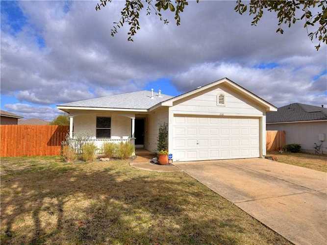 232 Donatello Kyle, TX 78640