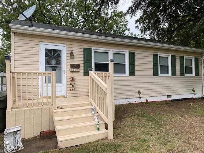 1203 74th St Newport News, VA 23605