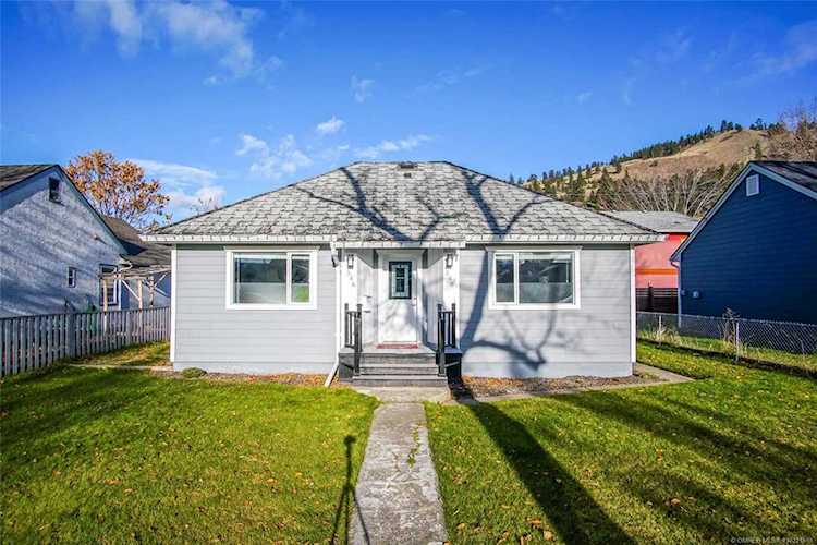 548 Cambridge Avenue Kelowna, BC V1Y7M3